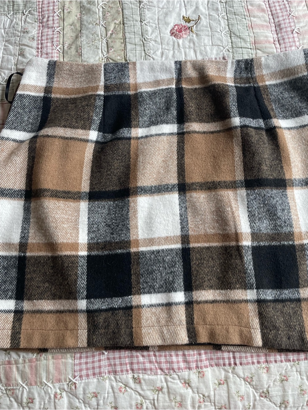 Plaid Mini Skirt in Brown, Black & Cream Worn once - Like NEW ❤️